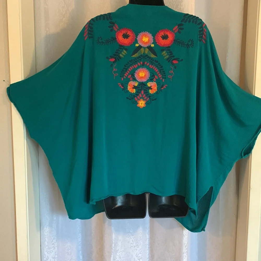 Umgee Teal Green Floral Embroidered Kimono